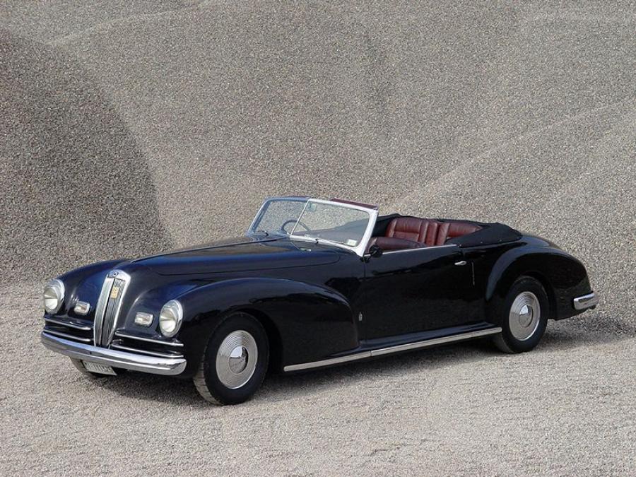  Lancia Astura 4A Serie Cabriolet 1947 года  (фото 1 из 6)